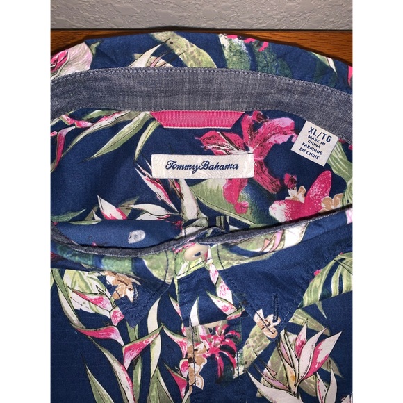 Tommy Bahama Hawaiian Button-Up Camp Shirt - Picture 4 of 5